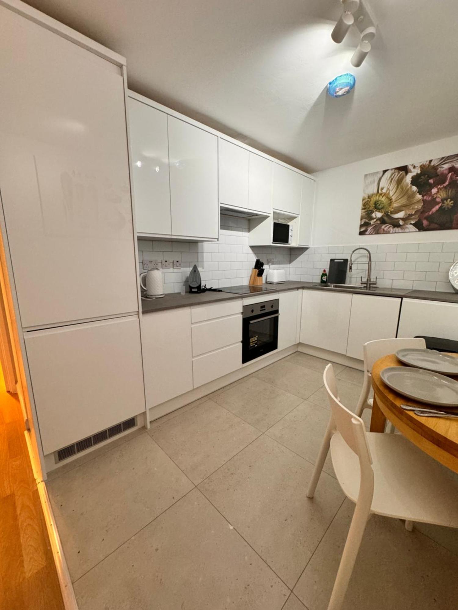 Appartamento Luxury 2 Bhk In Canary Wharf Londra