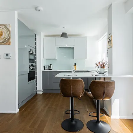 Luxury 2 Bhk In Canary Wharf London Exterior photo