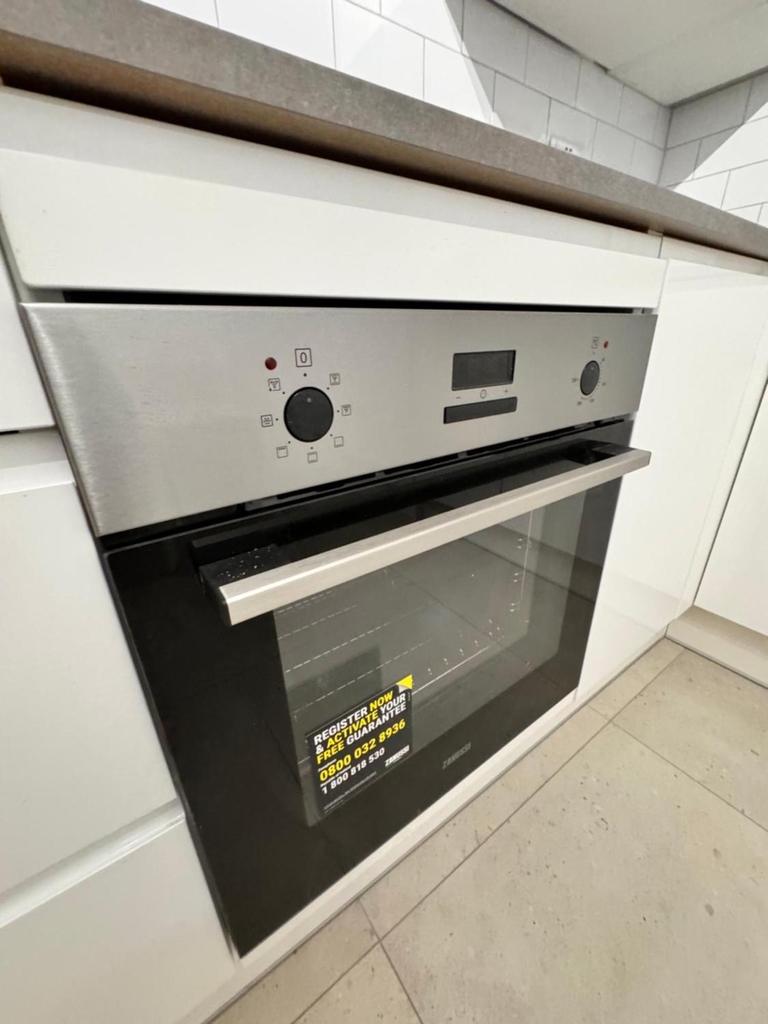 Luxury 2 Bhk In Canary Wharf Апартаменты