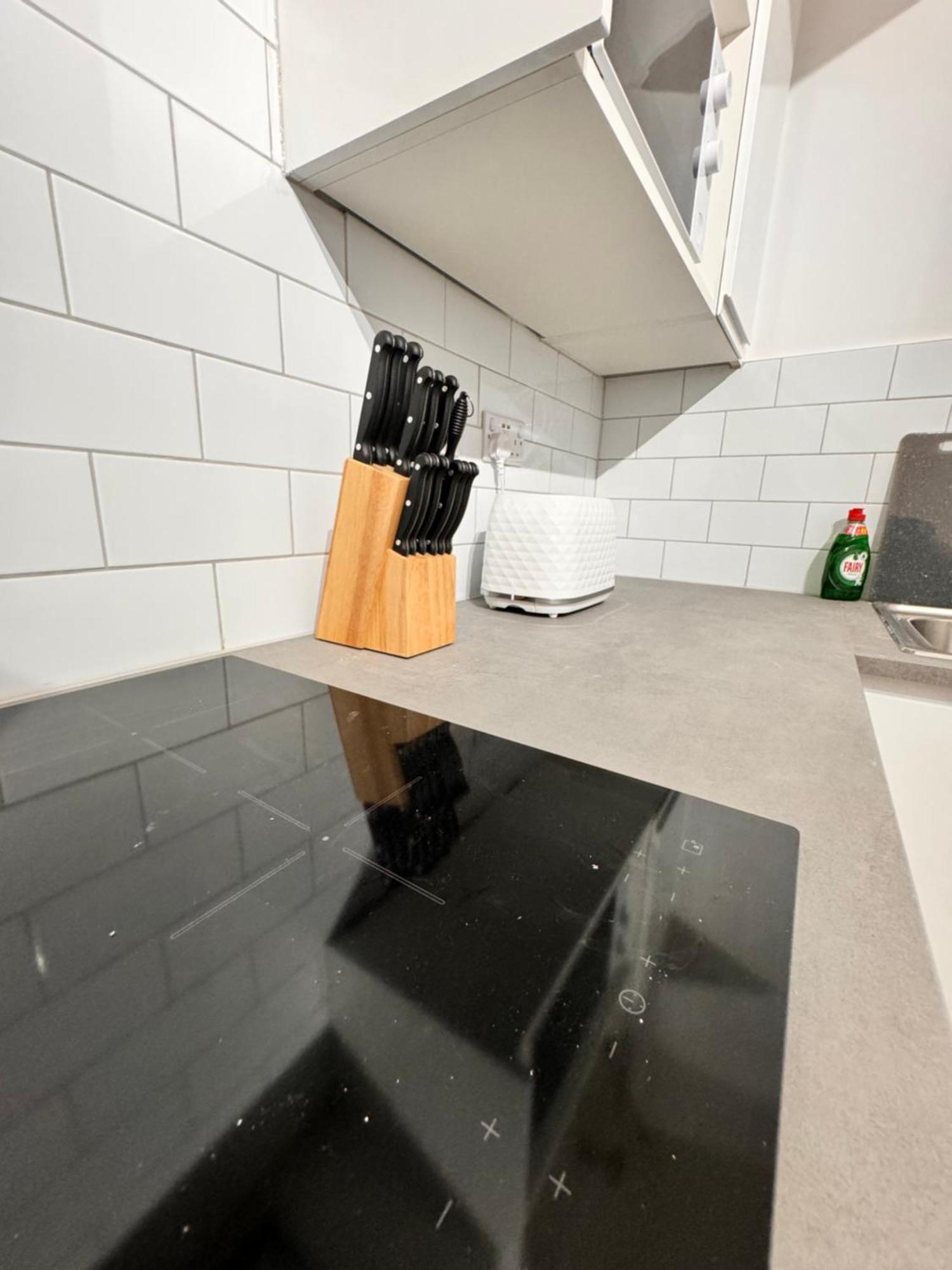 Luxury 2 Bhk In Canary Wharf * Лондон