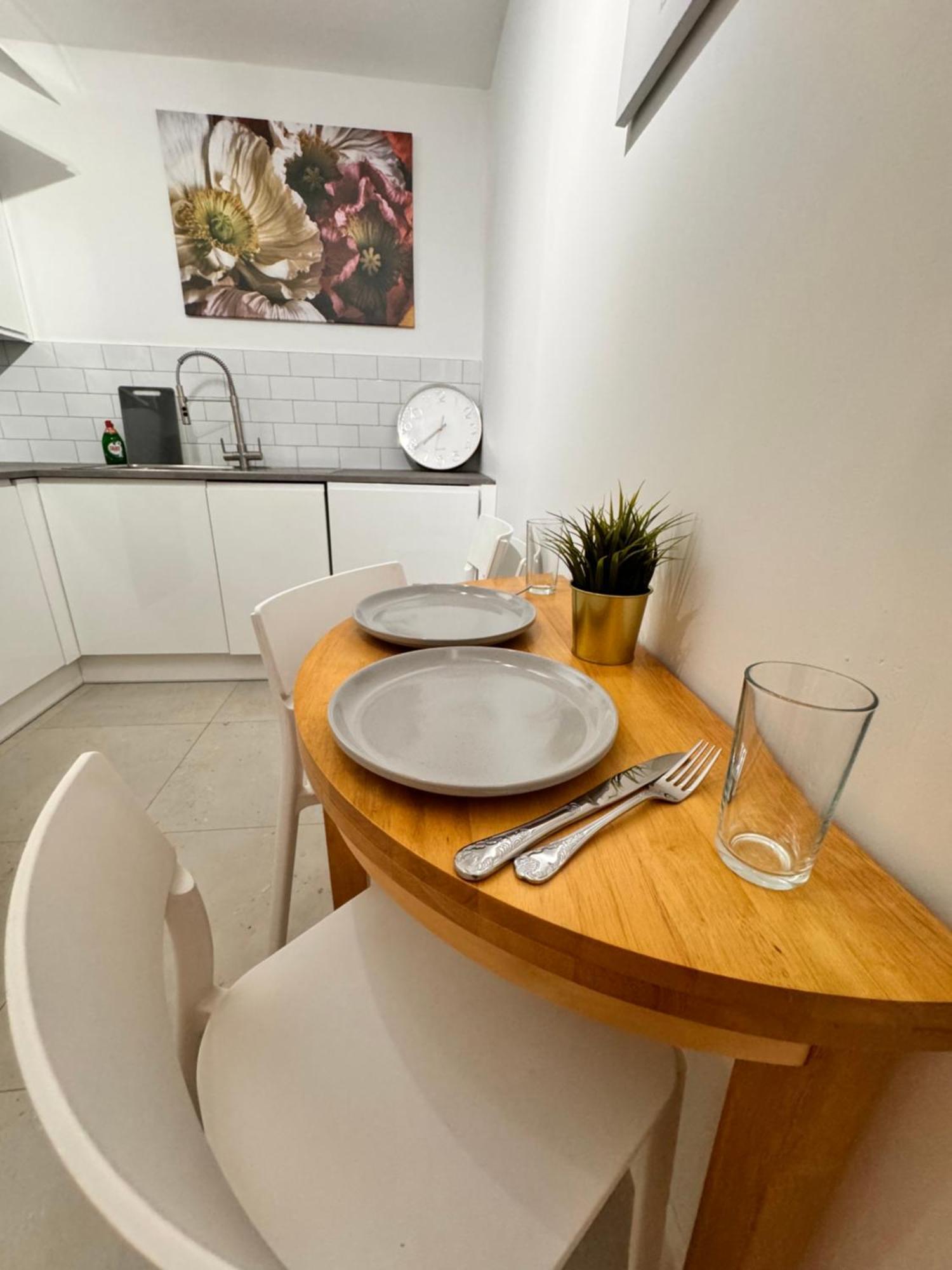 Luxury 2 Bhk In Canary Wharf Апартаменты Лондон